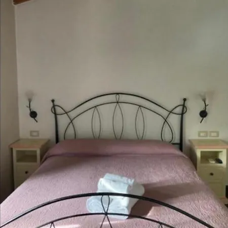 Pensjonat Affittacamere Casa Valeria